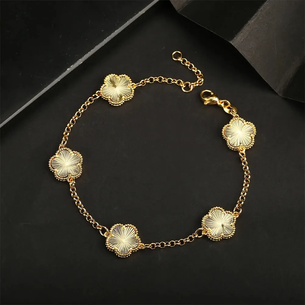 AILINFA New Design Simple Five-leaf Flower Necklace Earrings Bracelet Set Gold 18K Gold Stone White Shell Ladies Luxury Set Gift