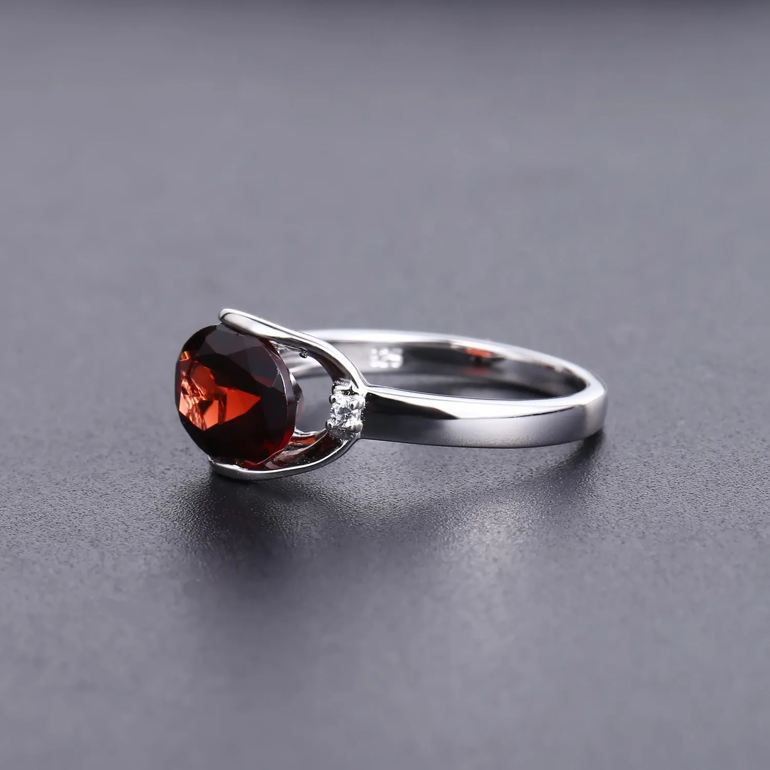 Fashion Natural Red Garnet Ring