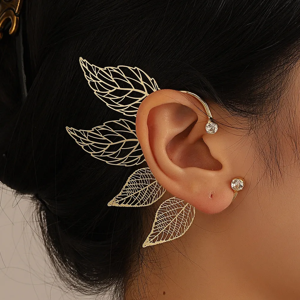 Minimalist and fashionable sparkling diamond hollowed out leaf ear loop