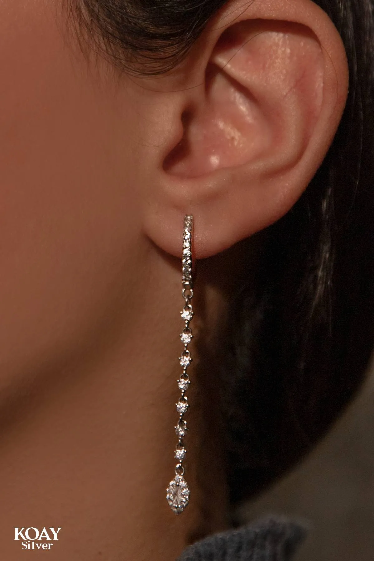 Oval Zircon Chain Earring